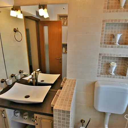 Central Aparthotel